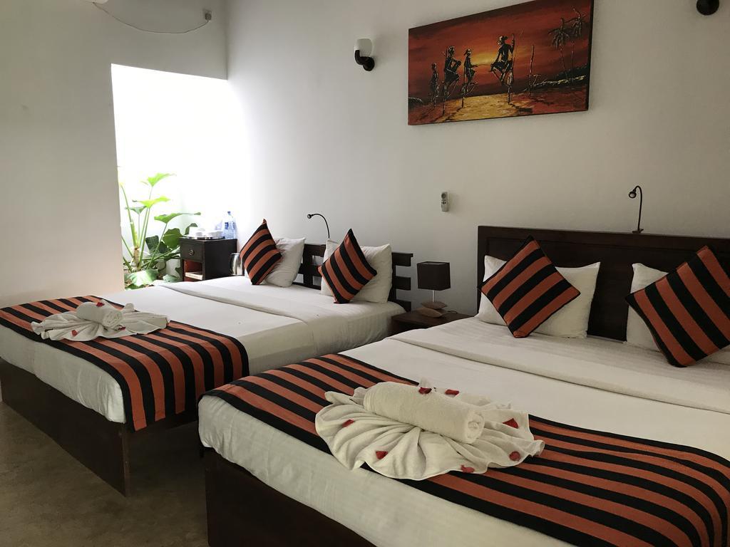 Hotel Heladiv Anuradhapura Εξωτερικό φωτογραφία