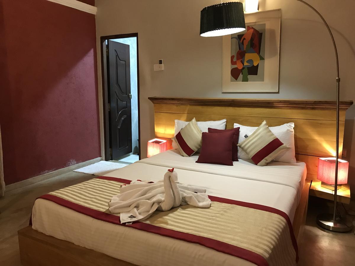 Hotel Heladiv Anuradhapura Εξωτερικό φωτογραφία